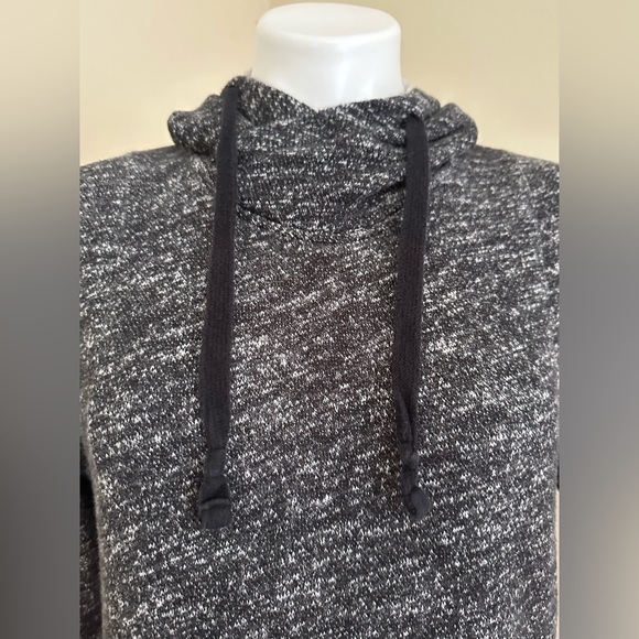 LMossimo Supply Co. Cozy Gray/Black Pullover Hoodie Sweater SZ XS Thumb … - Picture 3 of 12